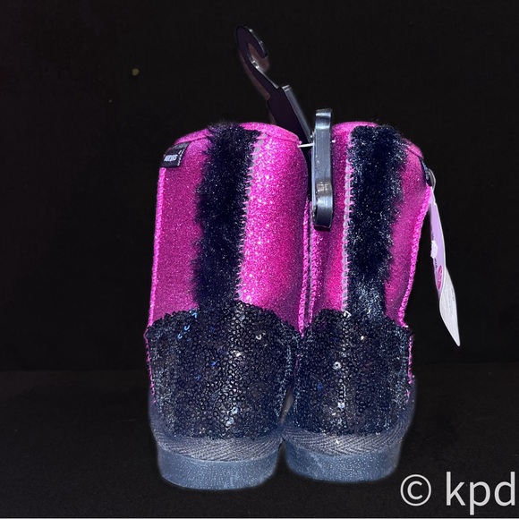 NWT Toddler Dark Purple Sparkly Unicorn Boots - Muk Luks - Picture 3 of 7